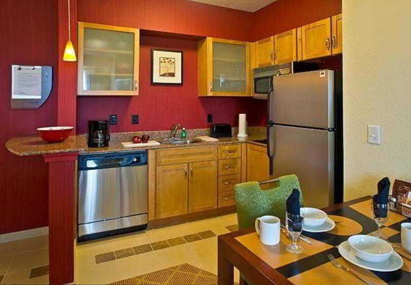 Residence Inn Tampa Suncoast Parkway At Northpointe Village Луц Екстер'єр фото