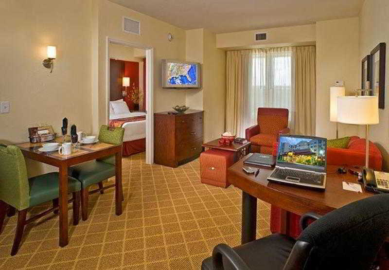 Residence Inn Tampa Suncoast Parkway At Northpointe Village Луц Екстер'єр фото